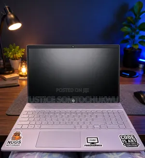 Laptop HP Pavilion 15-cs3063cl 16GB Intel Core i5 SSD 512GB