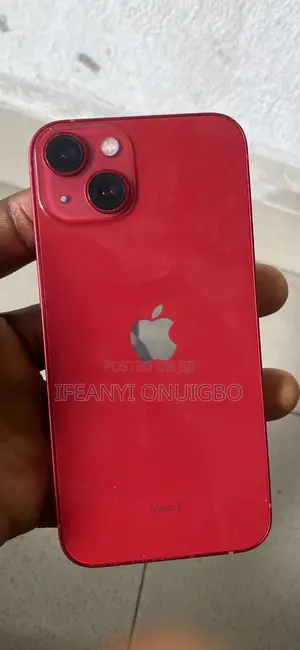 Apple iPhone 13 256 GB Red