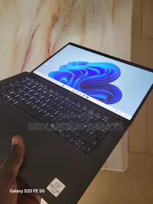 Laptop Dell Latitude 7410 16GB Intel Core i7 SSD 256GB