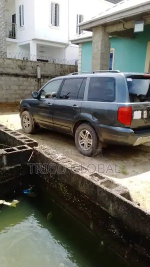 Honda Pilot 2005 Blue