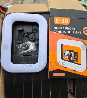 E-30 Mobile Phone Camera Fill Light