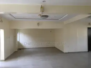 4bdrm Apartment in Apapa Gra for rent