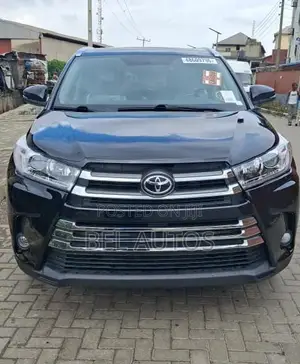 Toyota Highlander 2015 Black