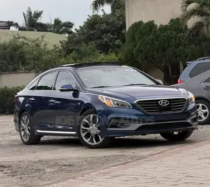 Hyundai Sonata Sport 2.0T Sedan FWD (2.0L 4cyl 6A) 2016 Blue
