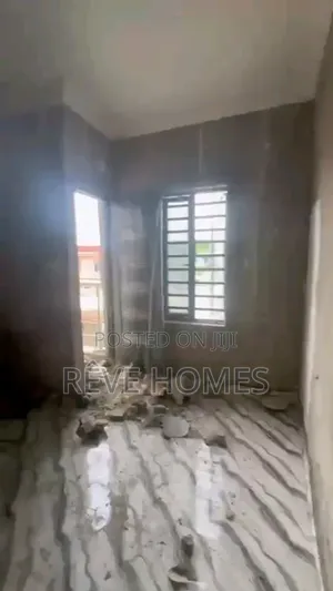 Studio Apartment in Fola Agoro for rent