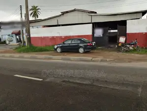Land With Open Warehouse on Ikorodu Road