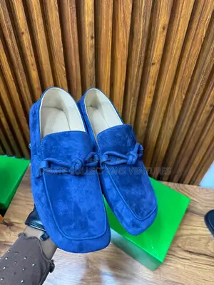 Original Bottega Venta Flat Shoes. Brown, Blue and Black Available