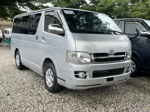 Toyota HiAce 2010 Silver