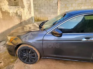 Honda Accord 2010 Gray