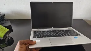 Laptop HP ProBook 440 G10 8GB Intel Core i5 SSD 256GB