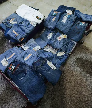 Brand New Us Female Stock Jeans