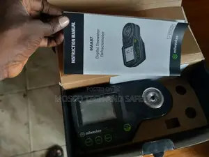 Milwaukee MA887 Digital Salinity Refractometer