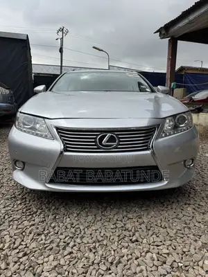 Lexus ES 2014 Silver