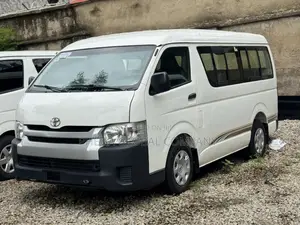 Toyota HiAce 2012 White