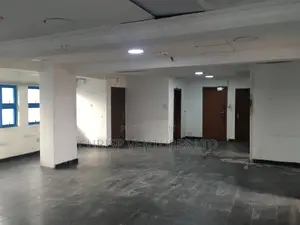 Serviced 200sqm Office Space