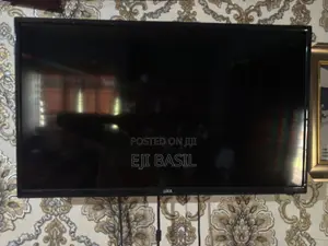 UKA Flat Screen LED TV – Clear Picture Excellent Condition