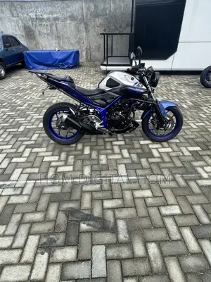 Yamaha R3 2018 Silver