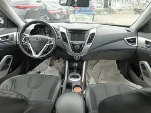 Hyundai Veloster Automatic 2012 Black