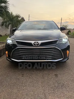 Toyota Avalon XLE Plus Sedan FWD (3.5L 6cyl 6A) 2017 Black