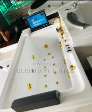 Brand New 2-Seater Jacuzzi Bathtub With LCD TV + Massage Jets