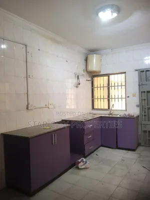 3bdrm Apartment in Ikeja Gra for rent