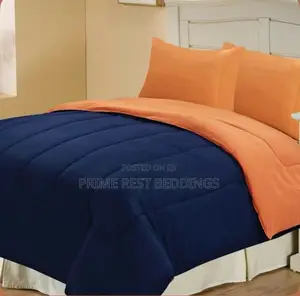 Elegant 2-Shade Design Duvet Set