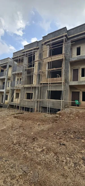 5bdrm Townhouse/Terrace in Katampe (Main) for sale