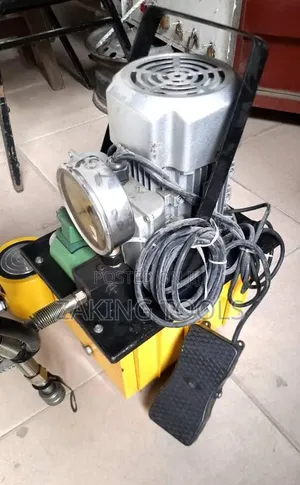 Electric Hydraulic Pump With Cylinder Jack 5050