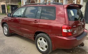 Toyota Highlander 2005 Red