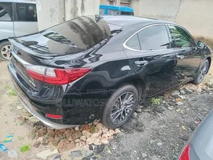 Lexus ES 350 FWD 2016 Black