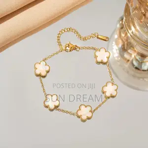 Fashion Trending VCA Bracelet Woman Gift Color Stay