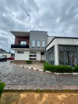 4bdrm Duplex in Mercyland Extension for sale