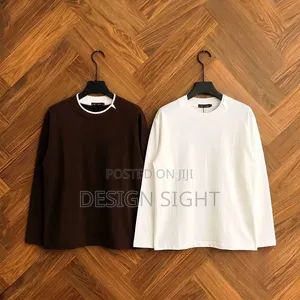 Men's Crew Neck Long Sleeve T-Shirt With a Contrasting White Inner