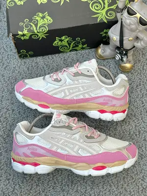 Asiks Signature Retro Runners