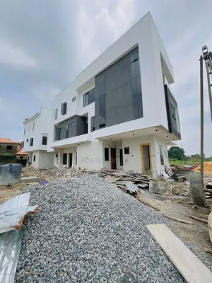 4bdrm Duplex in Opebi for sale
