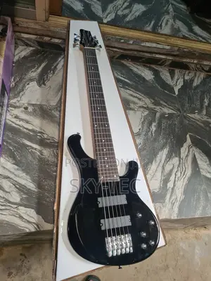 Original Professional Ibanez 5-Strings Bass Guitar Passive