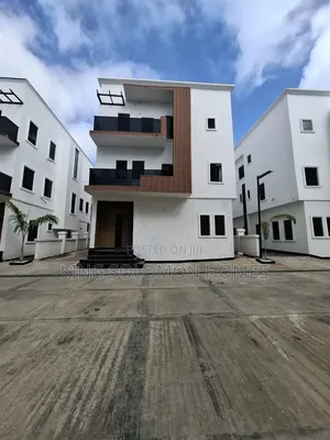 5bdrm Duplex in Jahi for sale