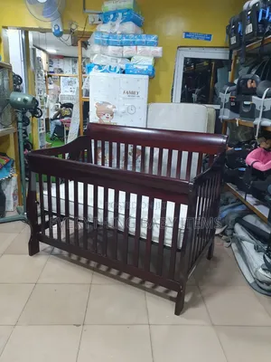 Tokunbo UK Used Convertible Wooden Cot With Orthopaedic Mattress