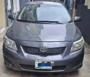 Toyota Corolla 2010 Gray