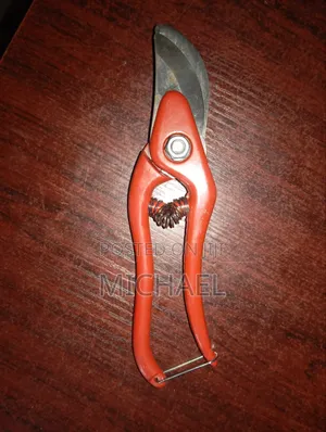 Pruning Shears