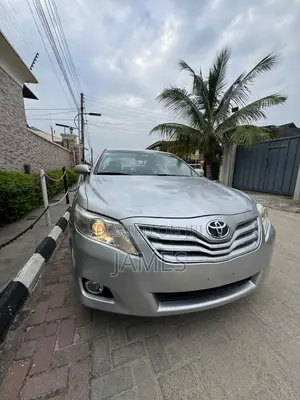 Toyota Camry LE 4dr Sedan (2.4L 4cyl 5A) 2008 Silver