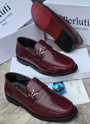 Men’s Burgundy Croc Embossed v-Buckle Leather Loafers Size 40-46