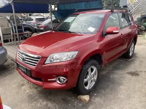 Toyota RAV4 2.5 4x4 2011 Red