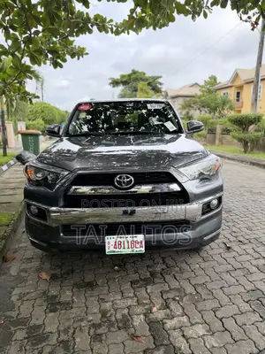 Toyota 4-Runner SR5 4x4 Premium 2018 Gray