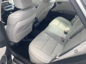 Toyota Avalon 2013 Silver