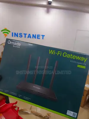TP-Link Omada ER605W AC1200 Wireless Gigabit VPN Gateway
