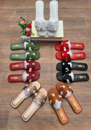Foreign Hermes Slippers