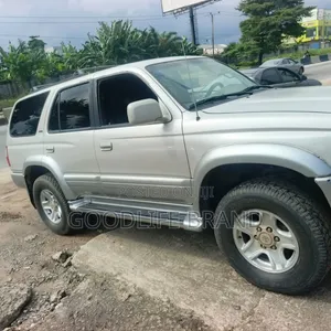 Toyota 4-Runner Limited 4x4 2004 Ivory