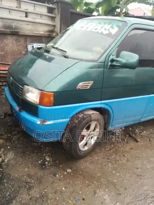 Volkswagen Transporter 2004 Green
