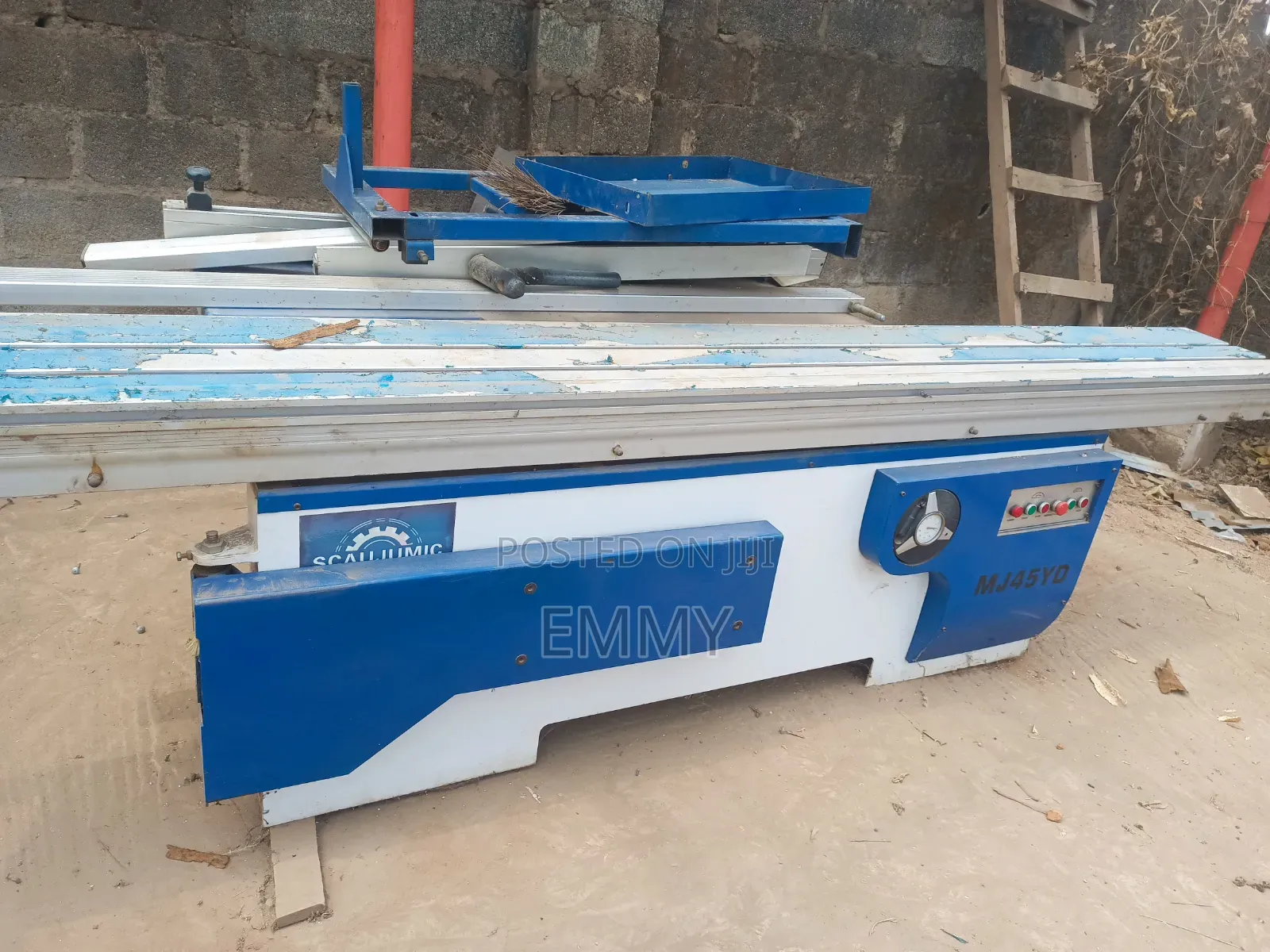 Panel Saw Machine